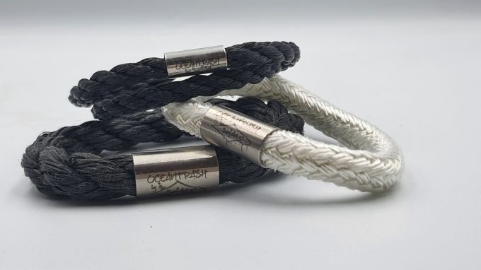 3 x Pacific pearl bracelets,  black and white
